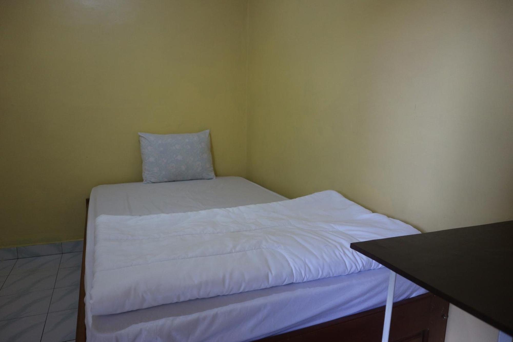 Tange Guest House Ruteng Eksteriør bilde