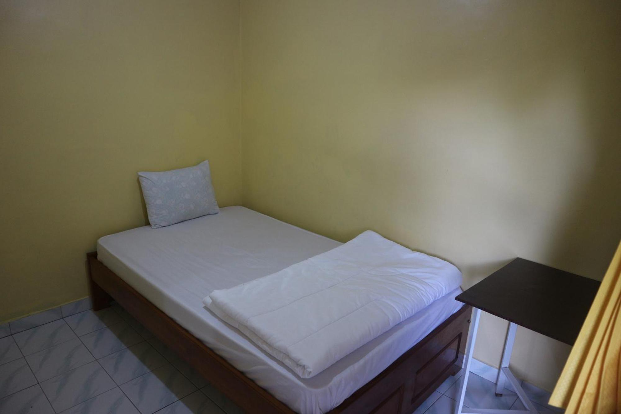 Tange Guest House Ruteng Eksteriør bilde