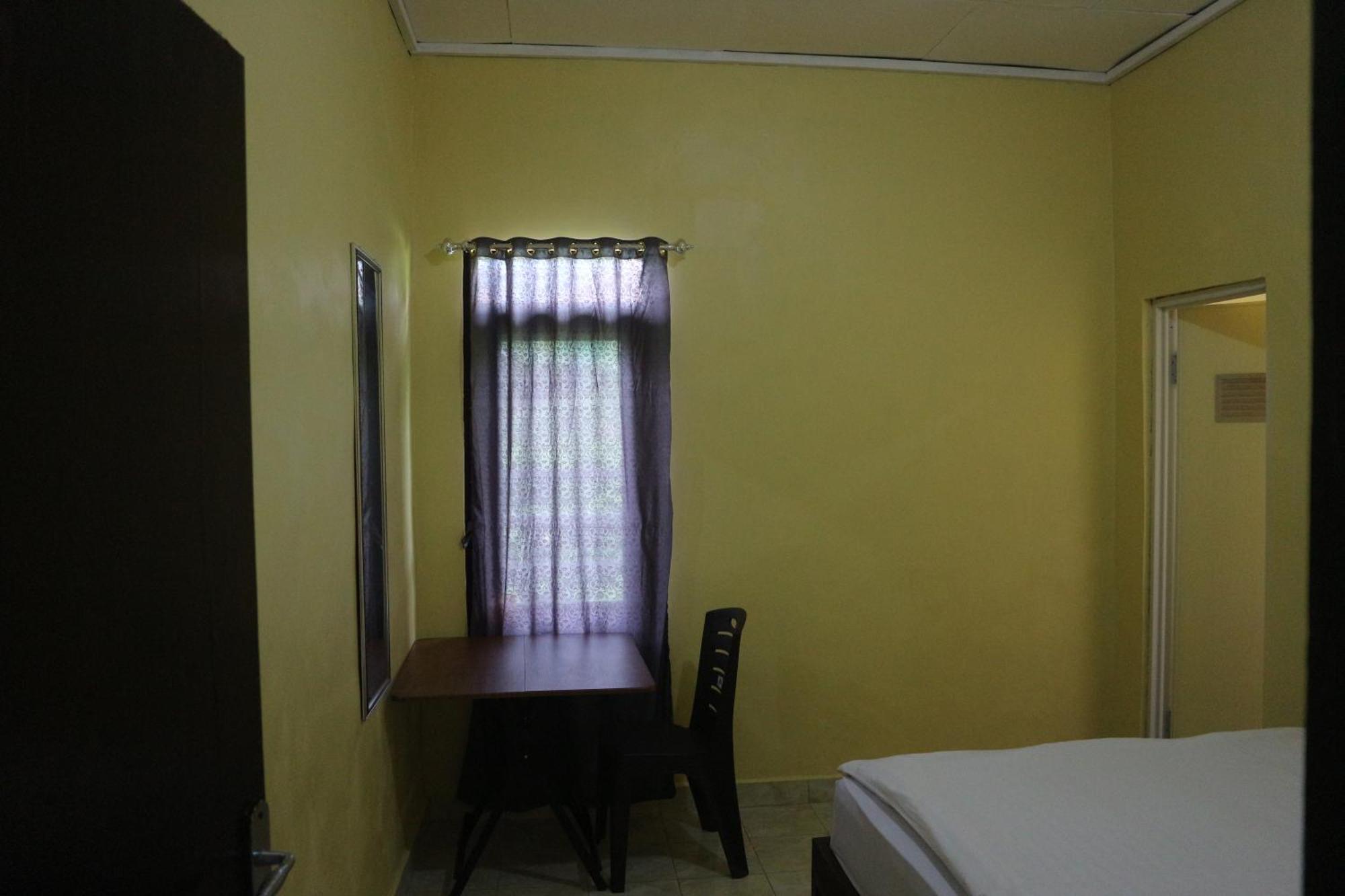 Tange Guest House Ruteng Eksteriør bilde